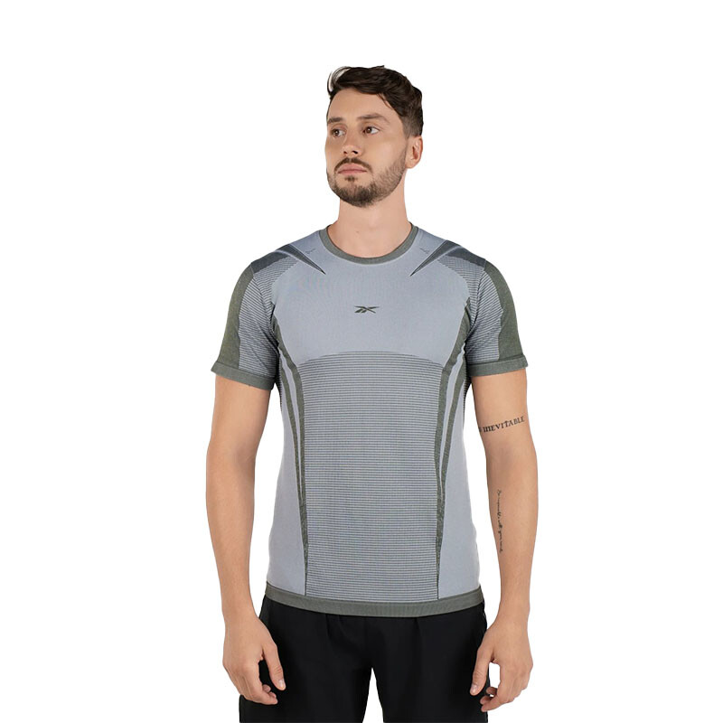 Remera Reebok Lab Tech Gris
