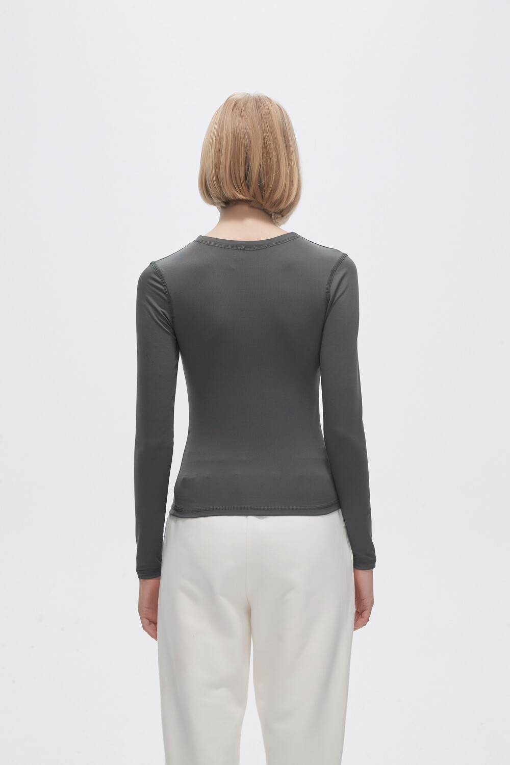 Remera Fubuki Gris Oscuro