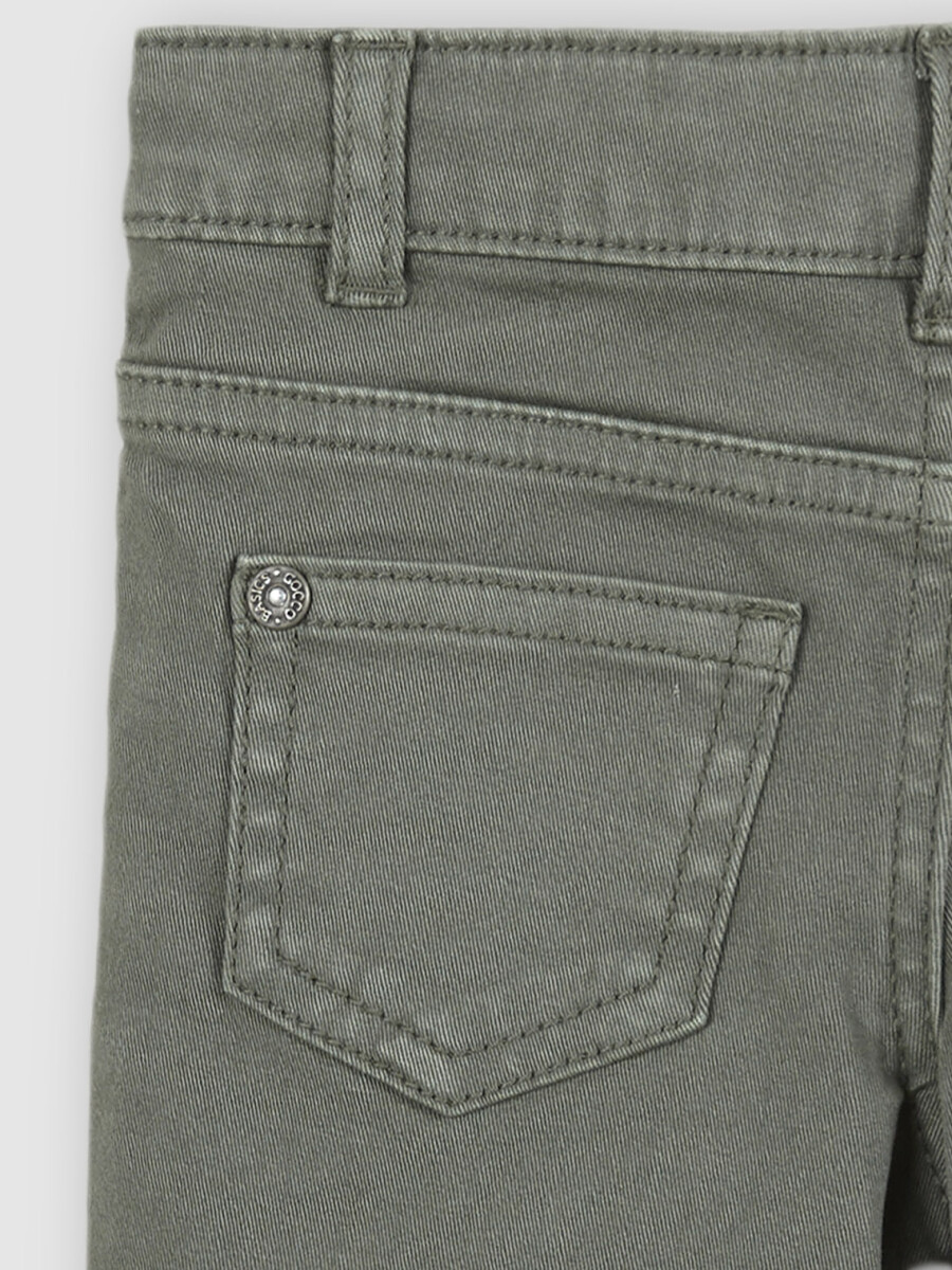 Pantalon Sarga Bolsillos Verde