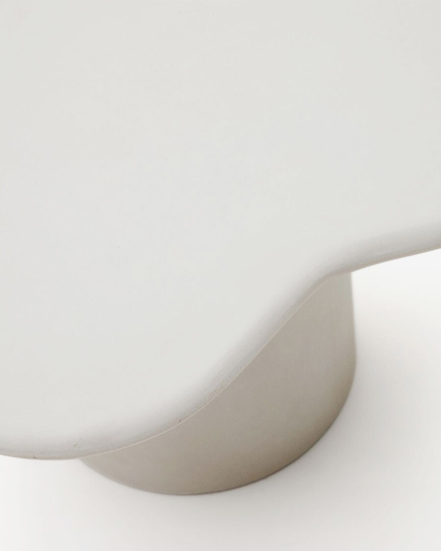 Mesa de centro Macarella de cemento blanco 83 x 77 cm