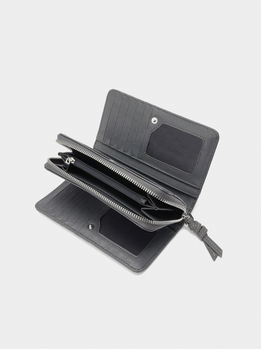 Cartera Lisa Con Hebilla gris