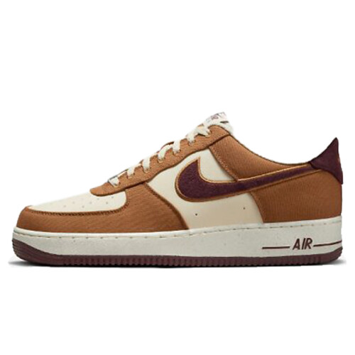 NIKE AIR FORCE '1 LV8 NIKE AIR FORCE '1 LV8