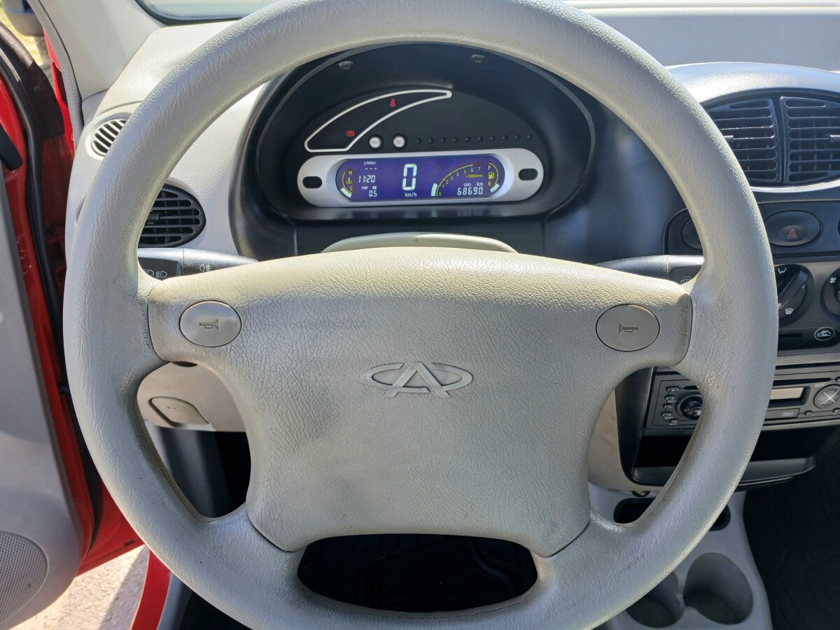 Chery QQ3 1.1 EXCELENTE ESTADO! | Permuta / Financia Chery QQ3 1.1 EXCELENTE ESTADO! | Permuta / Financia