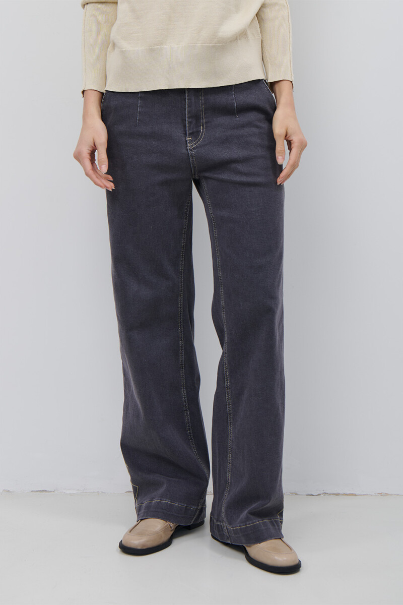 JEAN NAOMI AZUL GRIS