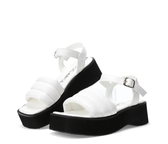 Sandalia CORK Con pulsera y capellada capitoneada White