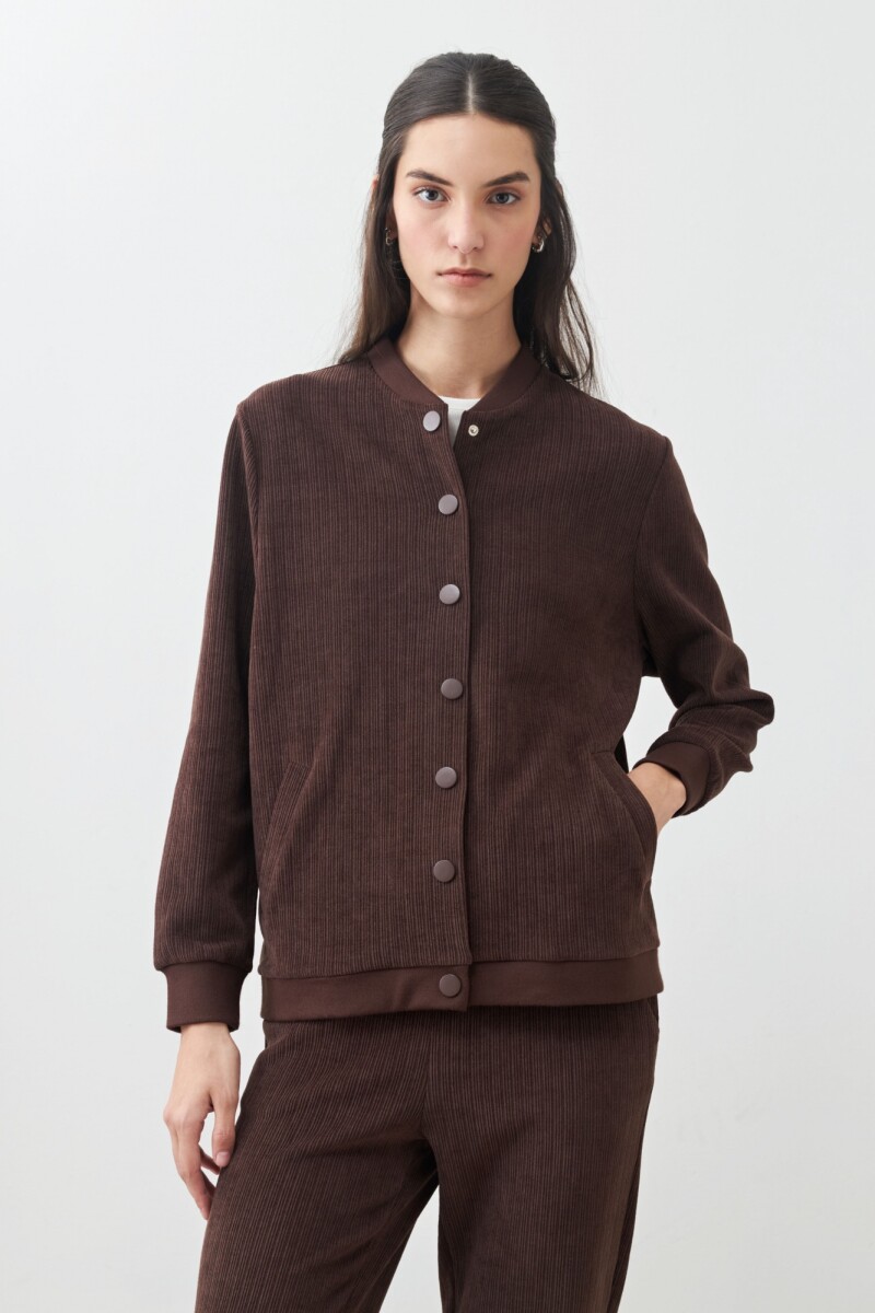 Bomber c/ textura acanalada chocolate