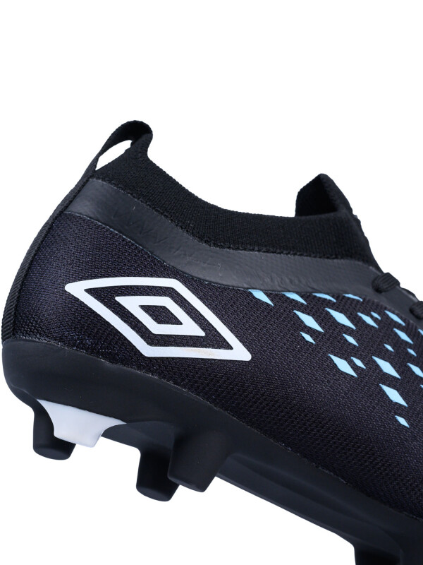 Calzado Limit HG Umbro Hombre 2d7