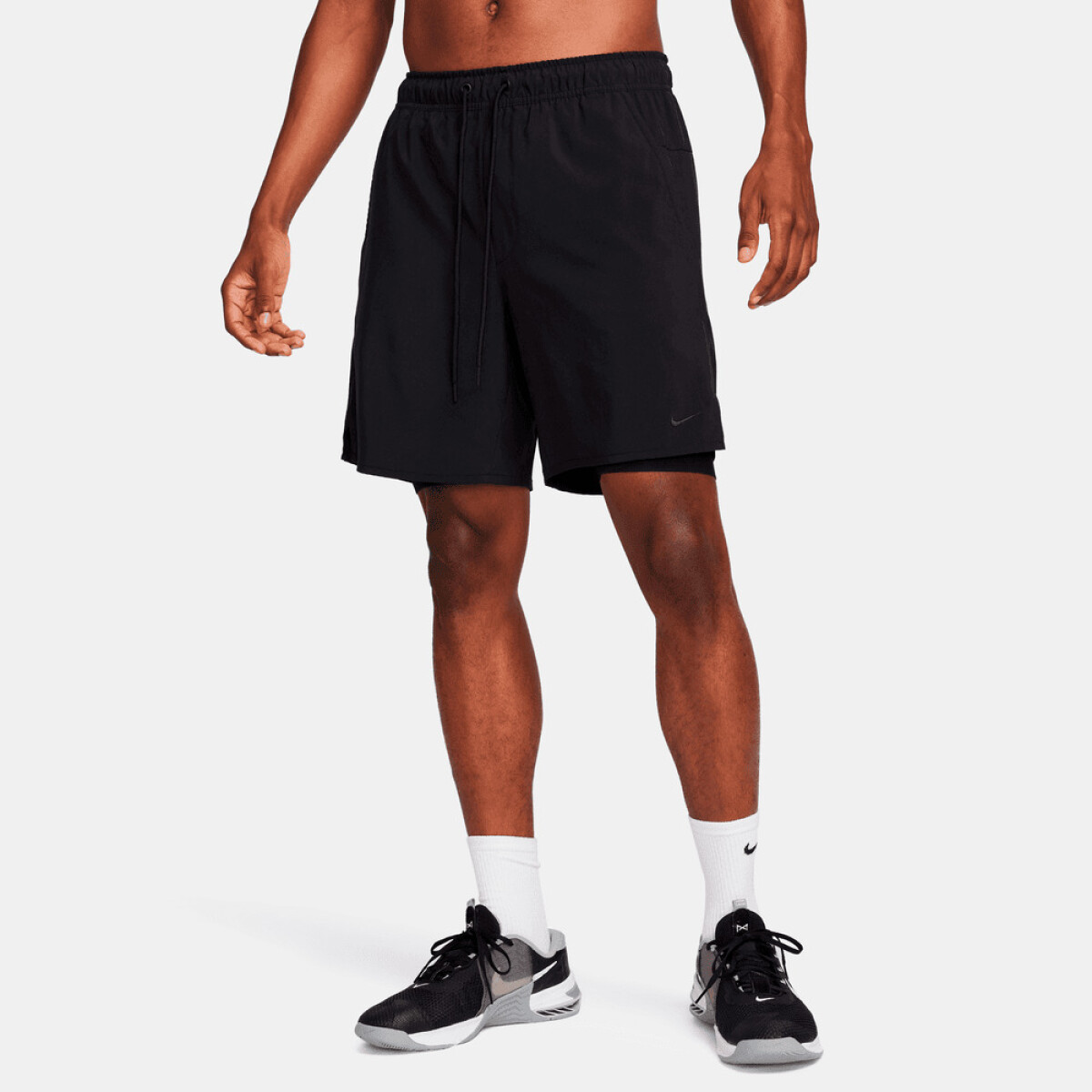 Short Nike Dri-Fit Unlimited Woven 7 pulgdas 2 en 1 de Hombre - Negro 