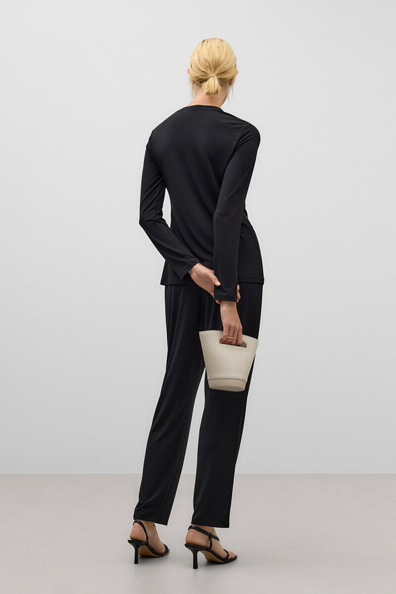 PANTALÓN JOGGER Negro