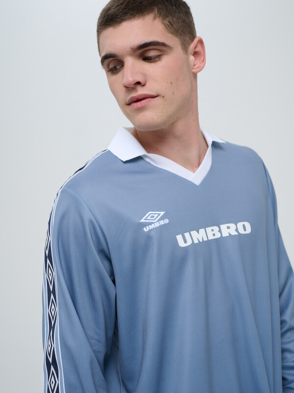 REMERA MANGA LARGA TAPED Umbro Hombre 007