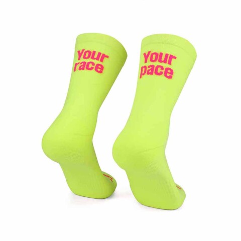 Medias Running Your Race Your Pace Unisex Amarillo