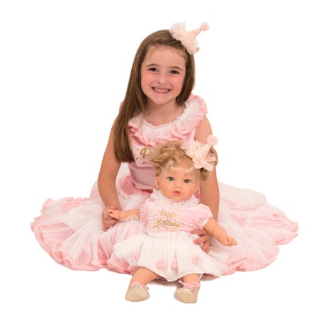 Muñeca Alina Party Marina Pau con conjunto gorro 45cm 001