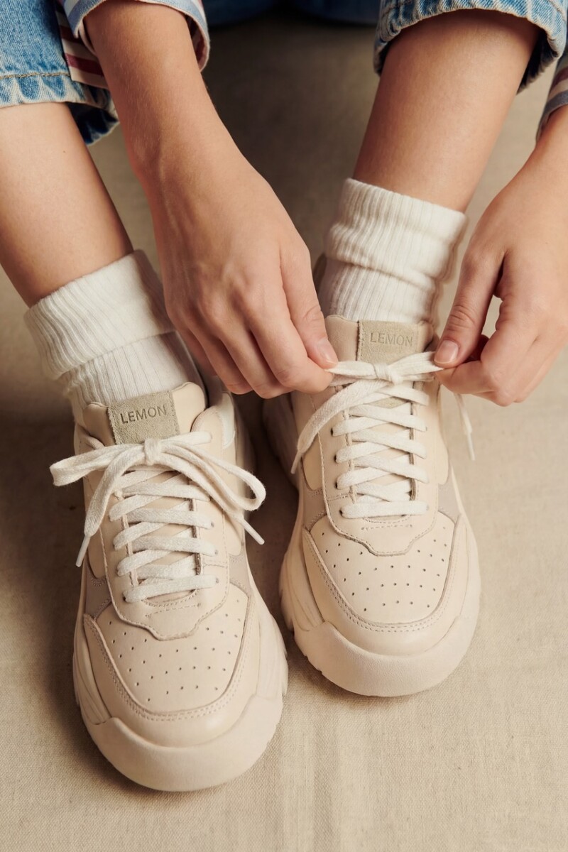 Zapatilla Cuero Combinada Nácar