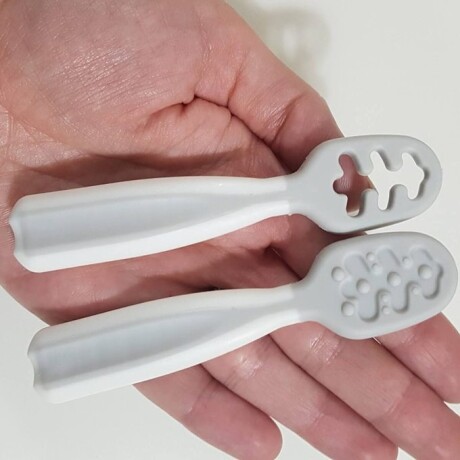 Cucharas de entrenamiento BLW gris