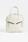 Mochila bandolera con cierres blanco