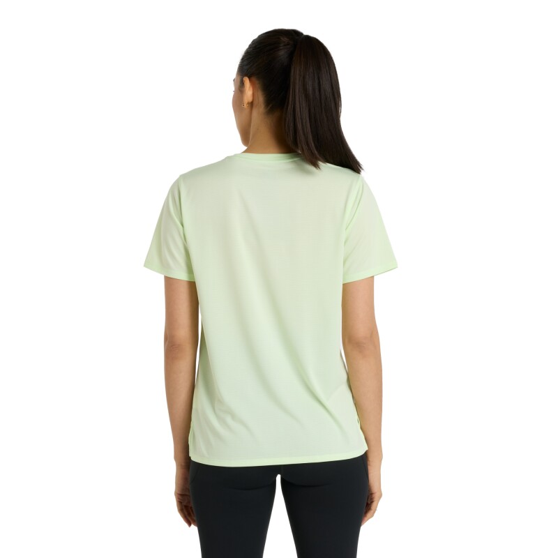 Remera New Balance de Dama - Sport Essentials - WT41222MEW GREEN