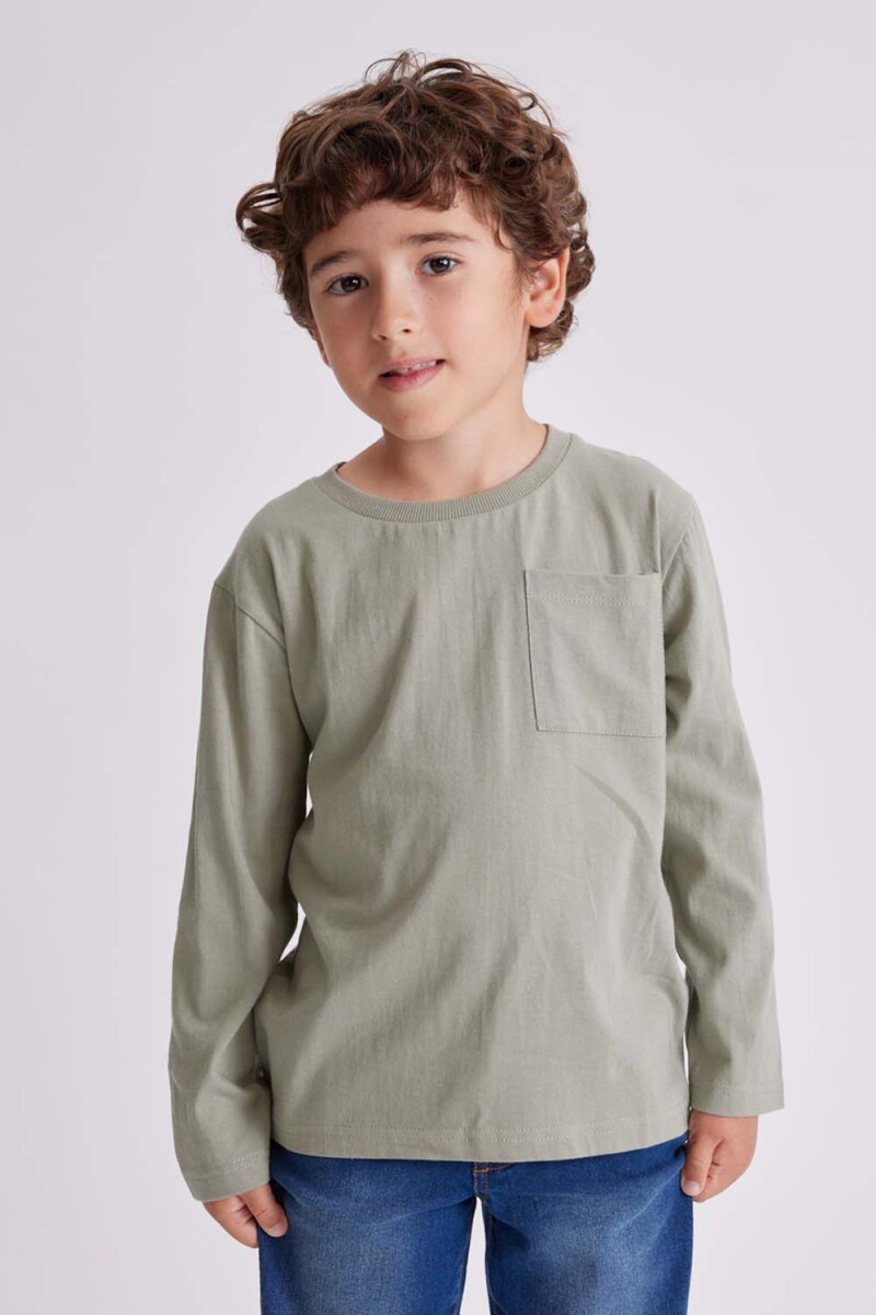 Remera manga larga con bolsillo - Verde 