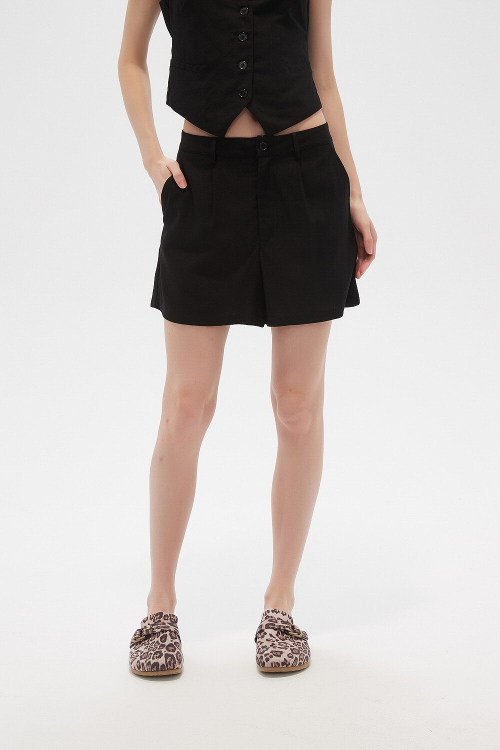 Short Sunniva Negro