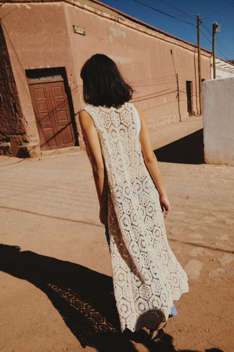 Chaleco en crochet beige
