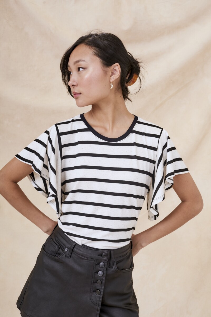 Remera Rayada Negro