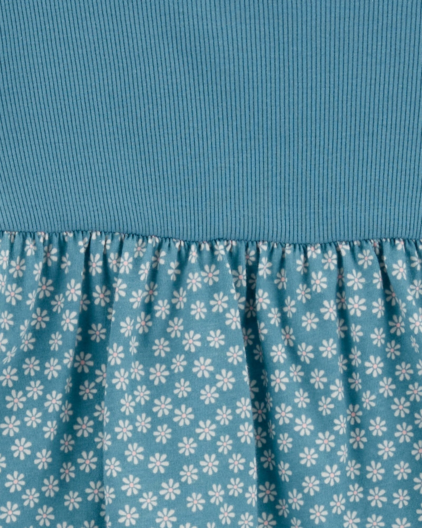 Set dos piezas de algodón acanalado, pantalón acampanado y blusa Set dos piezas de algodón acanalado, pantalón acampanado y blusa