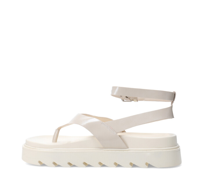 Sandalia DERBE con pulsera y hojalillos Off White