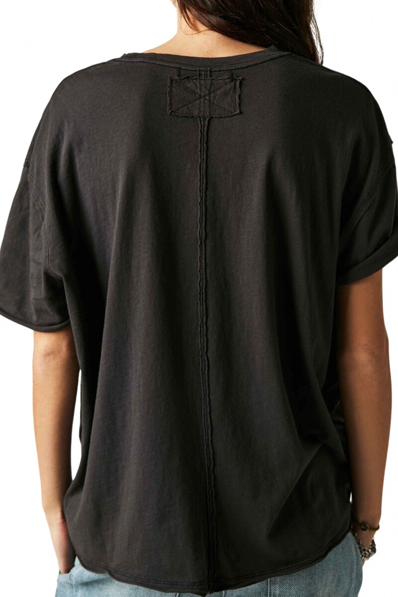 NINA TEE Negro