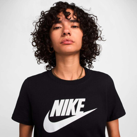Remera Nike Icon Futura de Mujer negro