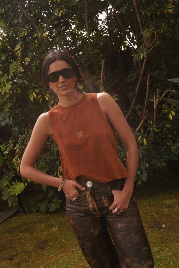 Sun Suede Vest Gamuza Habano