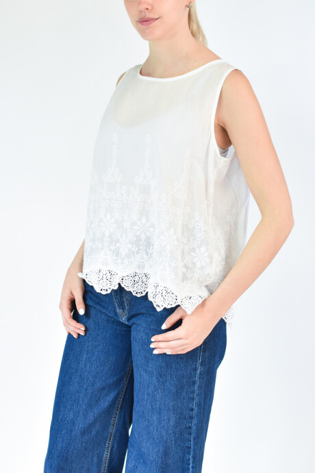Musculosa Lucía Blanco