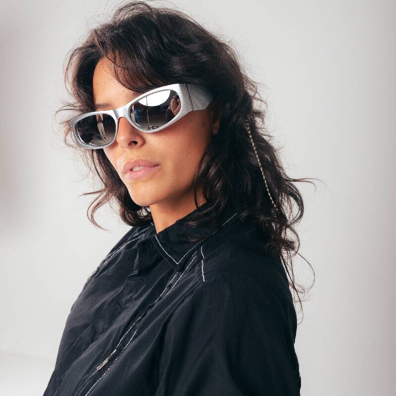 Lentes de Sol Chilli Beans Anitta Plateado espejado