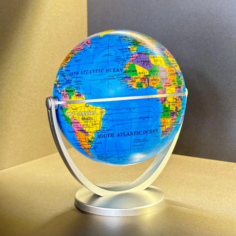Globo Terráqueo Decorativo Ø 10cm x Alto 15cm Globo Terráqueo Decorativo Ø 10cm x Alto 15cm