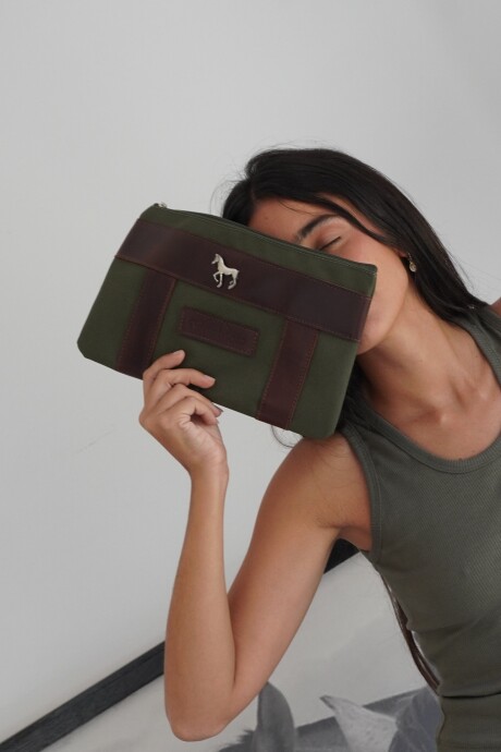 Sobre Cartuchera Mustang Chocolate / Verde Seco