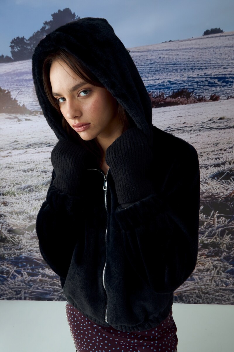 Chaqueta capucha teddy negro