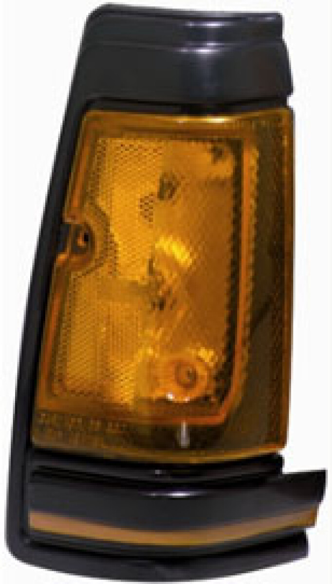FAROL NISSAN 720 84/ SEÑ DER TYC 