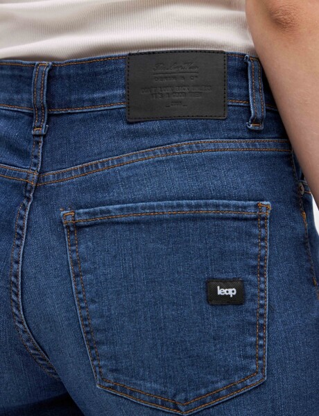 Jean Kiona Mid Blue 26