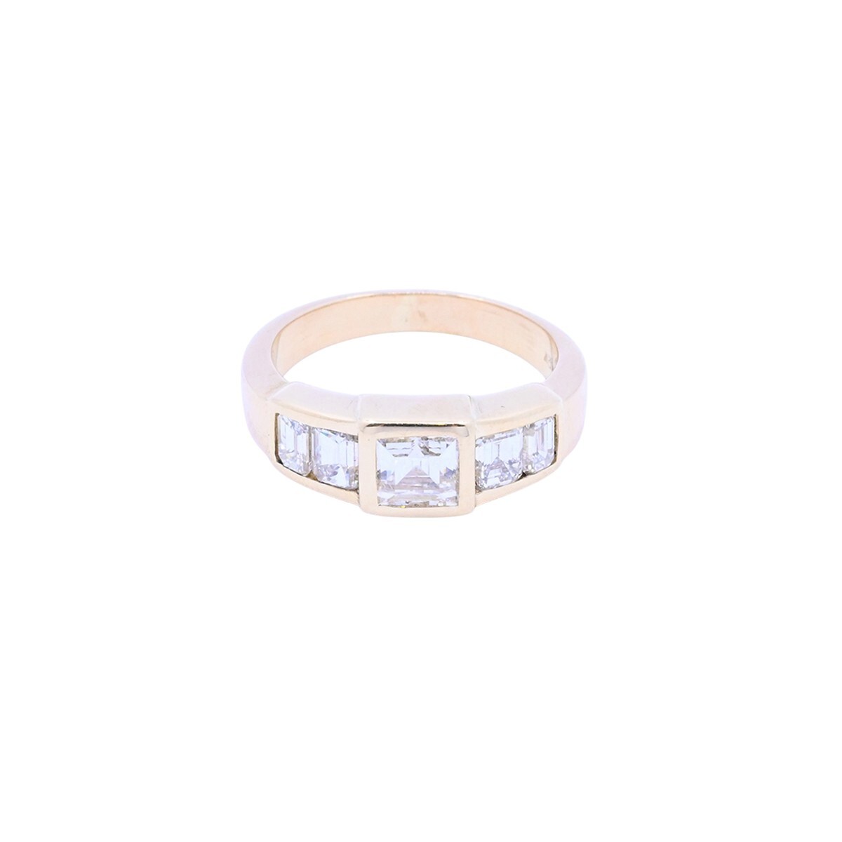 Anillo oro 18k y brillantes central carré y tallado esmeralda. 