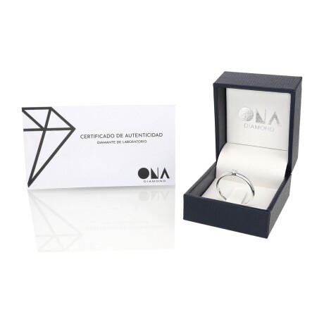 Anillo de plata 925, Solitario con Diamante de Laboratorio de 0.065 cts. Anillo de plata 925, Solitario con Diamante de Laboratorio de 0.065 cts.