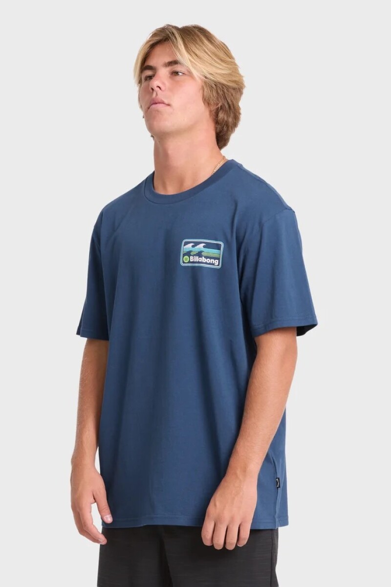 REMERA RUNNER PREMIUM SS A-azul