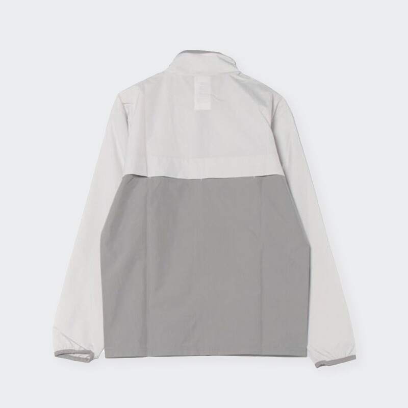 Campera New Balance Sport Essentials Gris