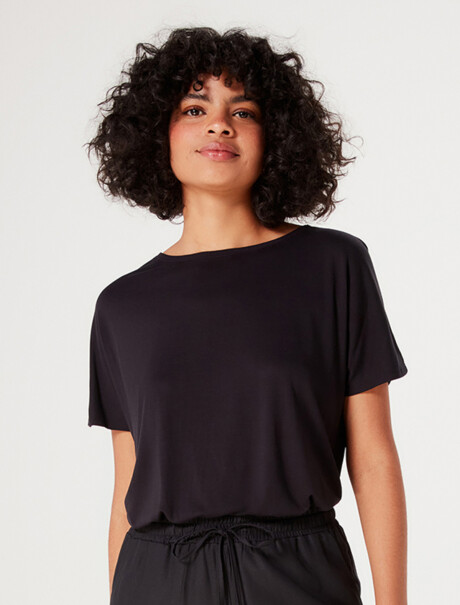 BLUSA BÁSICA DE VISCOSA NEGRO