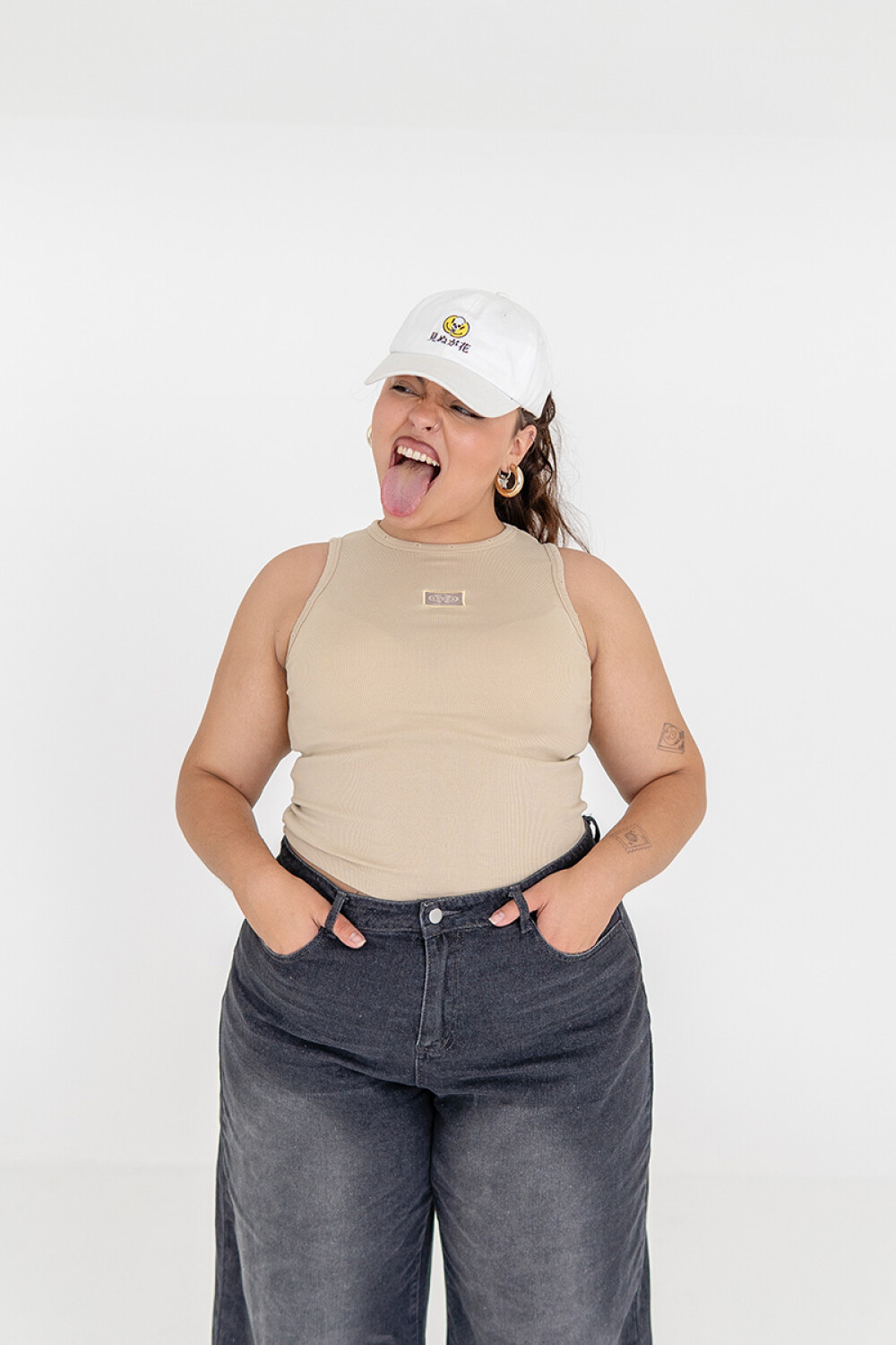 Musculosa Pulau Btfly Tank Top Beige