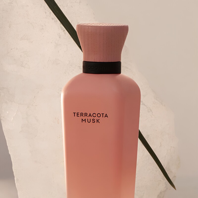 Perfume Adolfo Dominguez Terracota Musk EDP 60ml Para Mujer Aroma Almizclado Perfume Adolfo Dominguez Terracota Musk EDP 60ml Para Mujer Aroma Almizclado