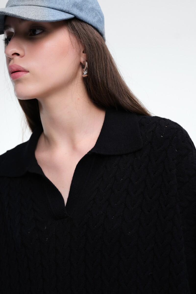 SWEATER TRENZAS Negro
