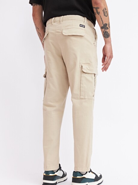 PANTALÓN DARÍO BEIGE