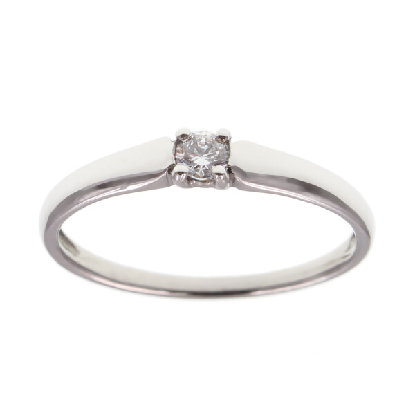 Anillo solitario de oro blanco 18k con circonia. Anillo solitario de oro blanco 18k con circonia.