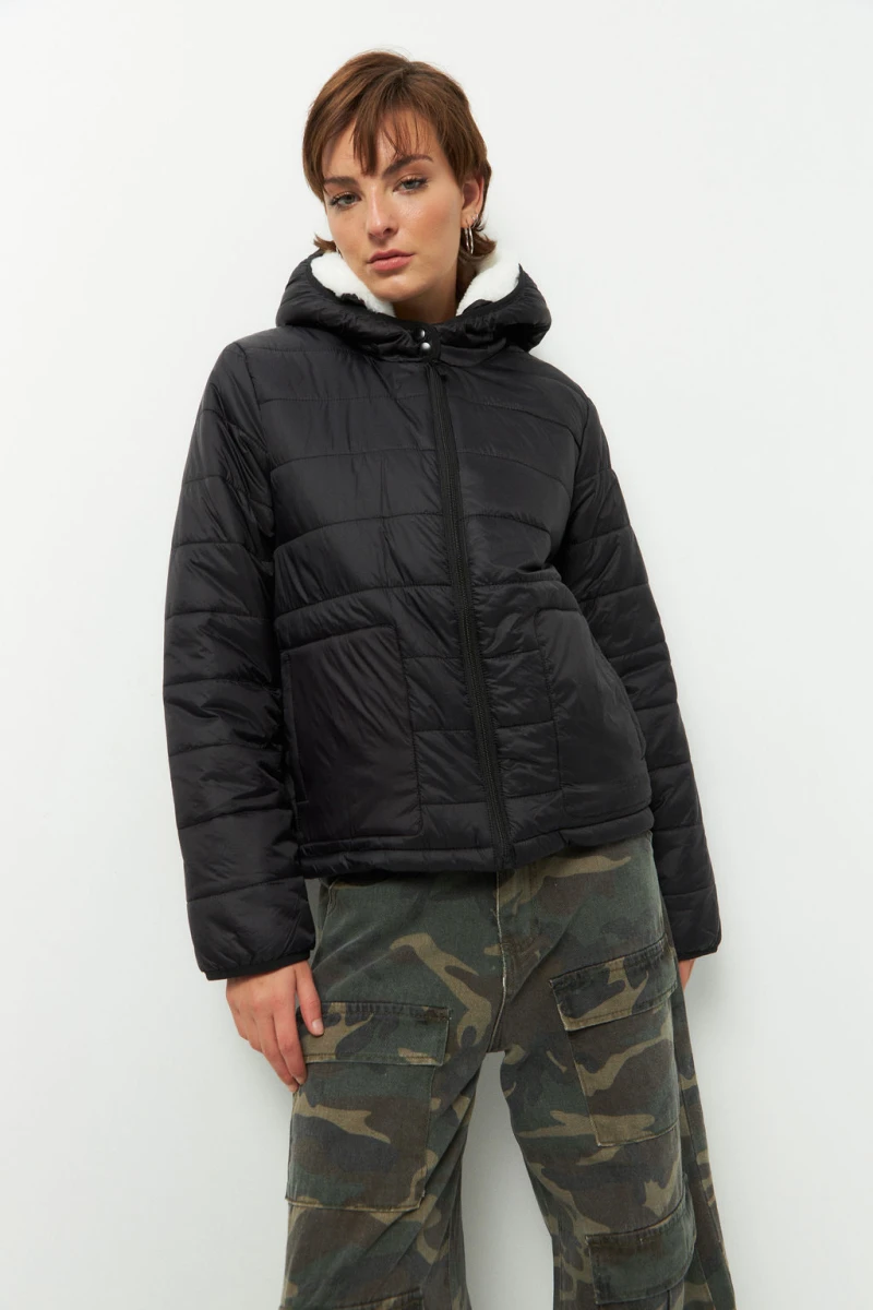 CAMPERA LOUTA Negro