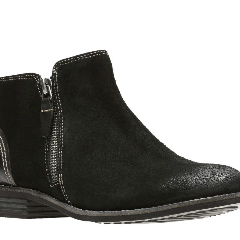 Bota de Mujer Clarks Maypearl Juno Negro