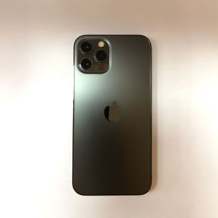 iPhone 12 Pro 128 GB - Graphite iPhone 12 Pro 128 GB - Graphite