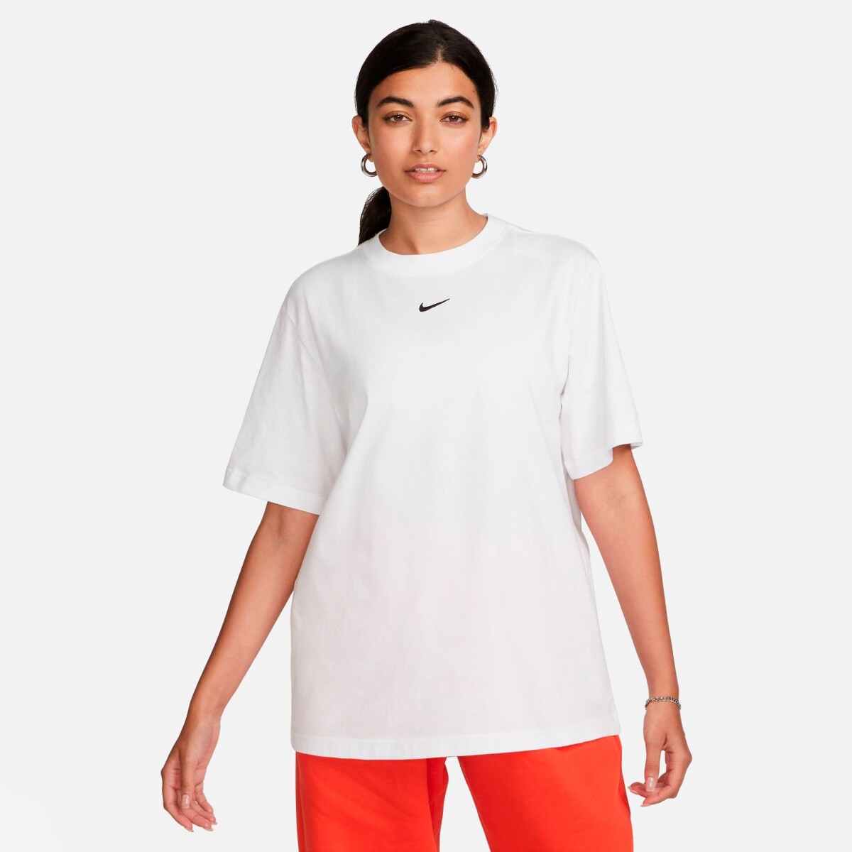 Remera Nike Sportswear Tee Essentials de Mujer - Blanco 